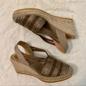 NWT Vidorreta Metallic Jute Wedge Espadrilles